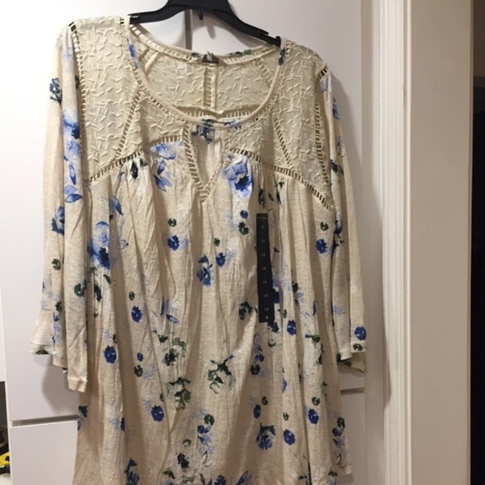 LUCKY BRAND cream & blue long duster top - 1X NWT